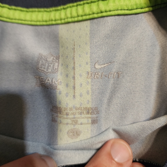 Seattle Seahawks Nike DRI-Fit XL Men Shirt - Picture 4 of 13